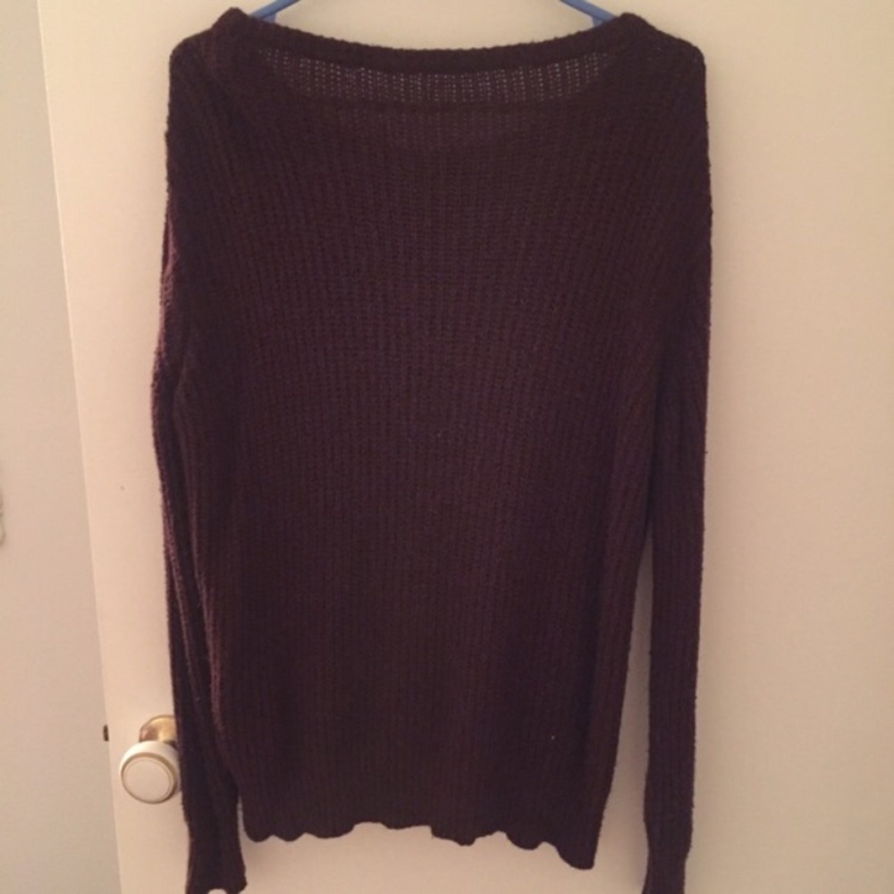 Brandy Melville sweater - Picture 3 of 3